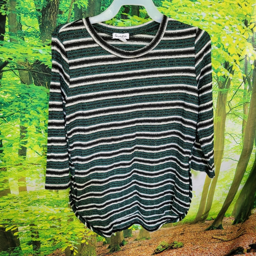 (3427-3) Loverfire. Size L Top,Green/Black, Top,